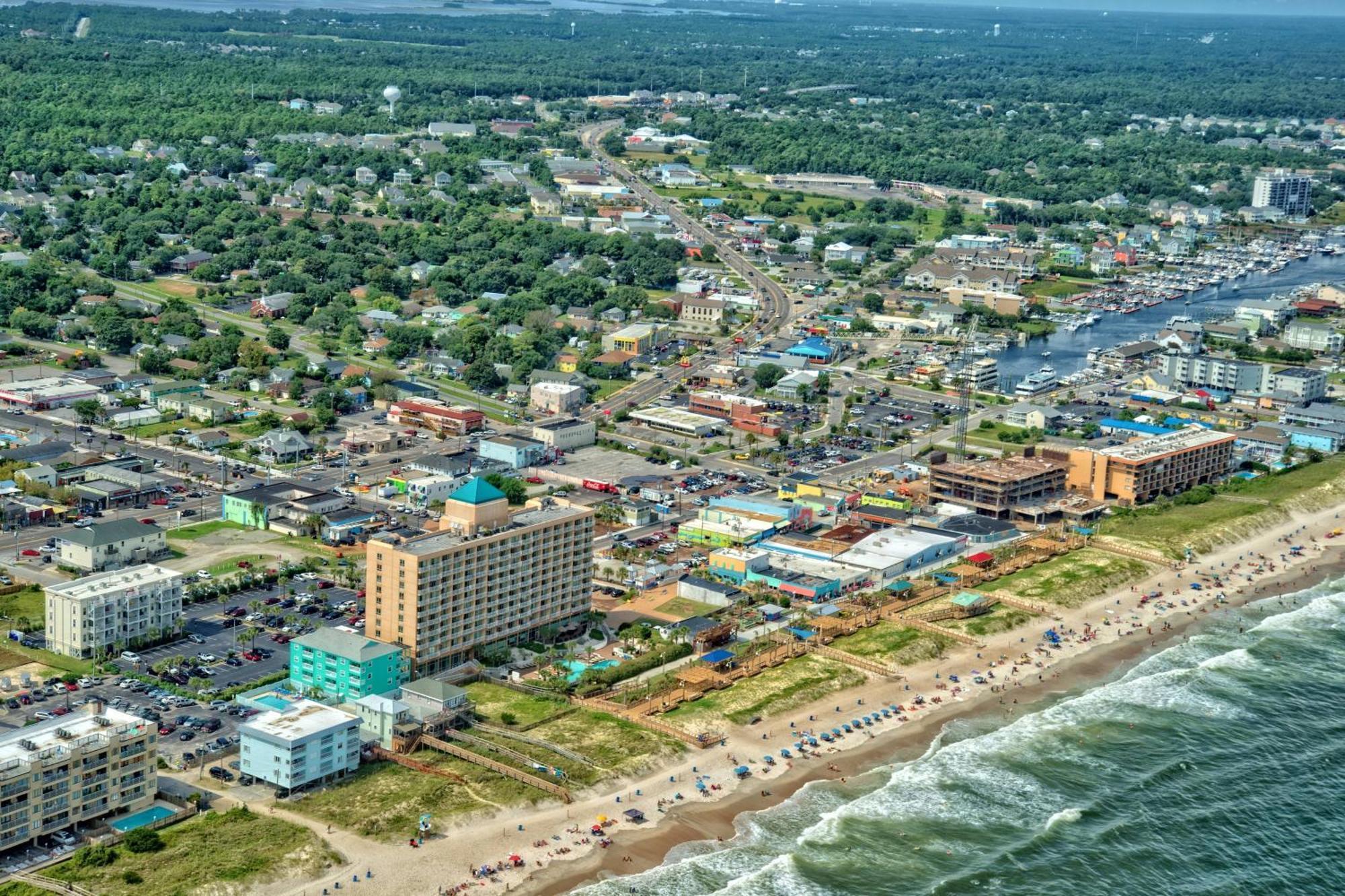 Courtyard Carolina Beach Oceanfront Exterior photo